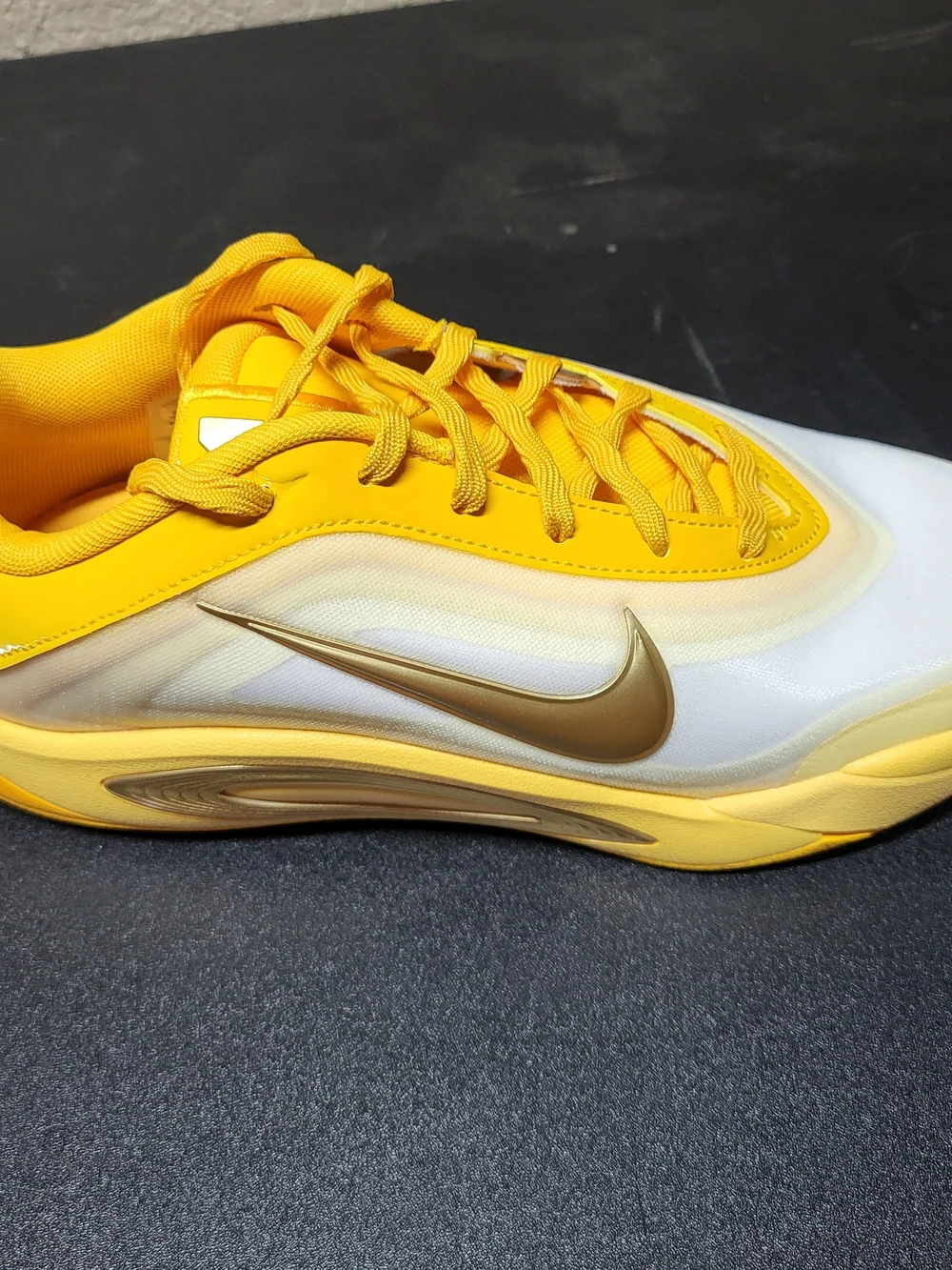 *NEW* Nike A'One (FZ8605 701) University Gold Shoe Size 5Y Women's 7